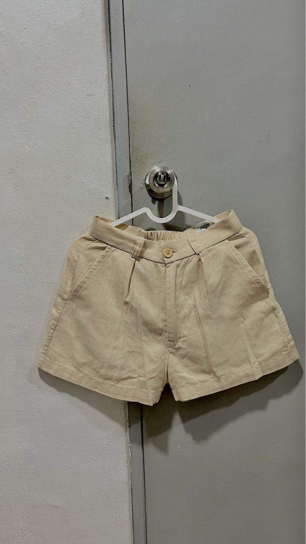 LINENLAB Shorts (Category: Shorts) located in Taguig. Submitted by thriftieth (Listing ID 1416402317, Image 3). Description: - Oat color - Pleats detail - Side pockets ✅ negotiable .