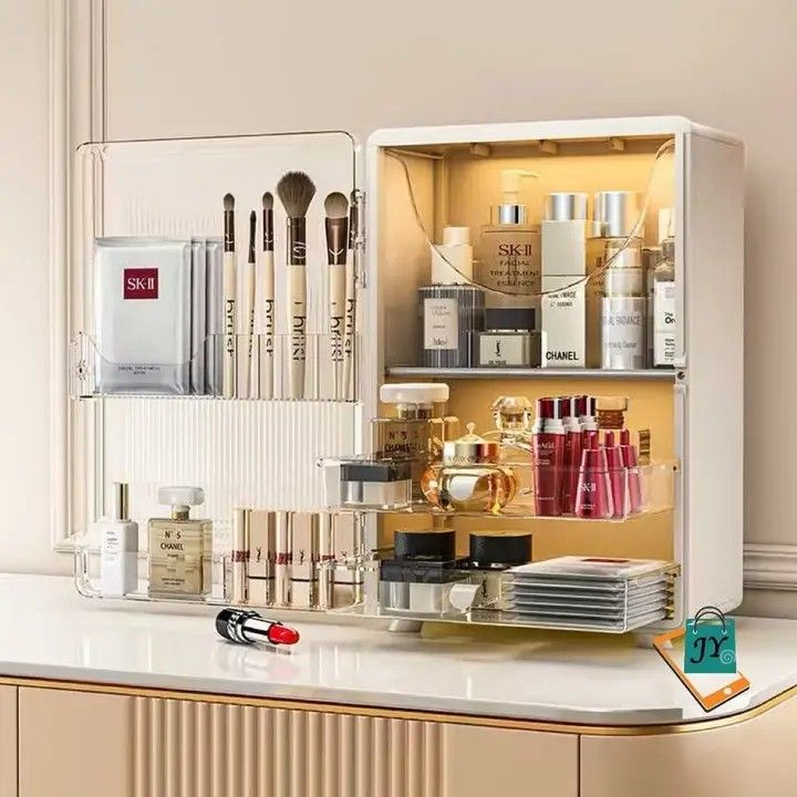 Make Up Organizer (Category: Makeup) located in Manila. Submitted by micoooy (Listing ID 1416225256, Image 2). Description: .