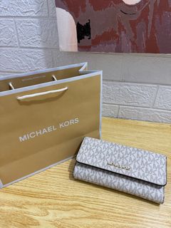 (Category: ) located in . Submitted by jmb_preloved (Listing ID 1416348958, Image 1). Description: .