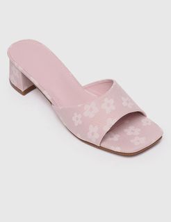 (Category: ) located in . Submitted by theflowerconfession (Listing ID 1416250377, Image 1). Description: .