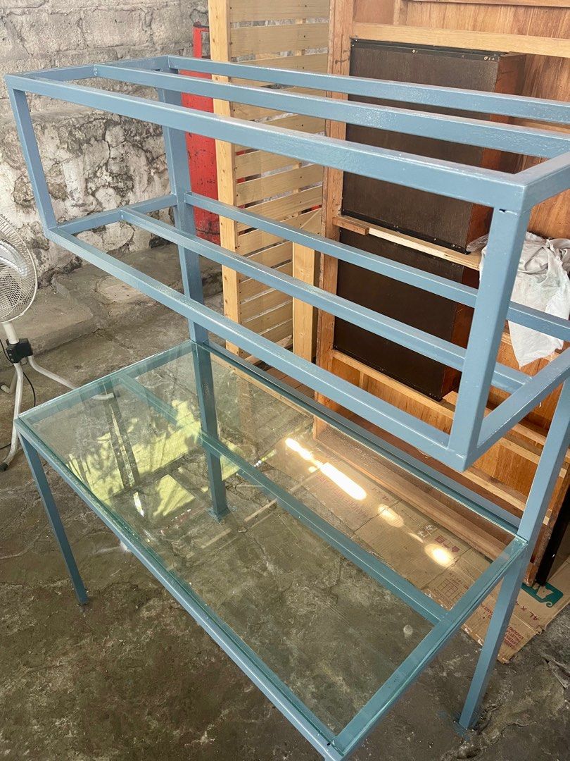 Modern Office table Big item with Glass (Category: Office Furniture & Fixtures) located in Makati City. Submitted by jp_finds (Listing ID 1416262148, Image 2). Description: Office Table Glass Included Big item Newly Painted Good Item Size Width 60cm Length 110cm Height 150cm.