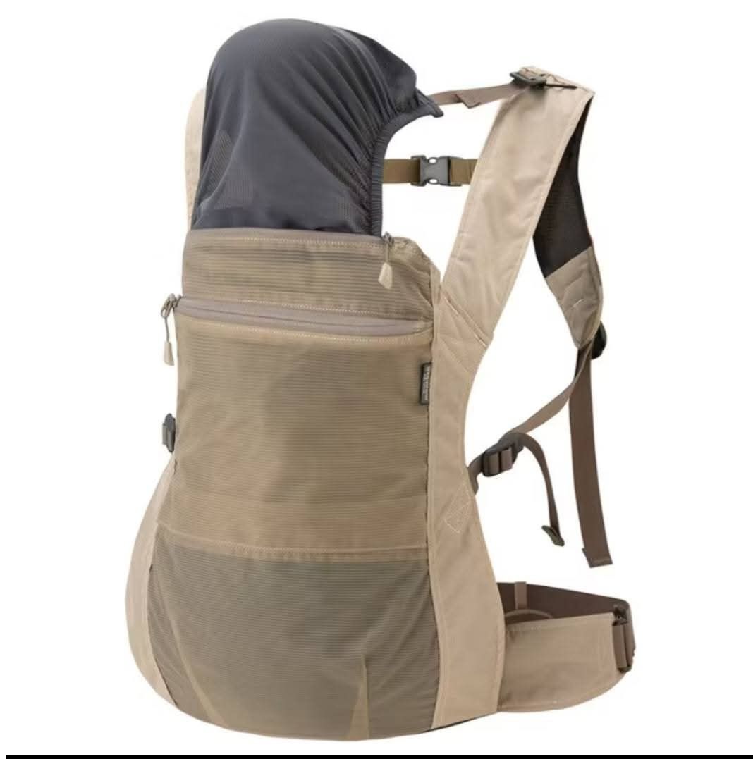 MONTBELL packable baby carrier (Category: Carriers & Slings) located in Navotas City. Submitted by retardo55 (Listing ID 1416229461, Image 2). Description: For sale: (slightly used) MONT-BELL packable baby carrier (soft structure) With stow-away mesh hood, sternum strap & hip belt. Condition: 9/10 🏷950 free shipping!!! 📌Malabon/Navotas ☎️09063576899.