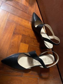 (Category: ) located in . Submitted by madam_y (Listing ID 1416292068, Image 1). Description: .