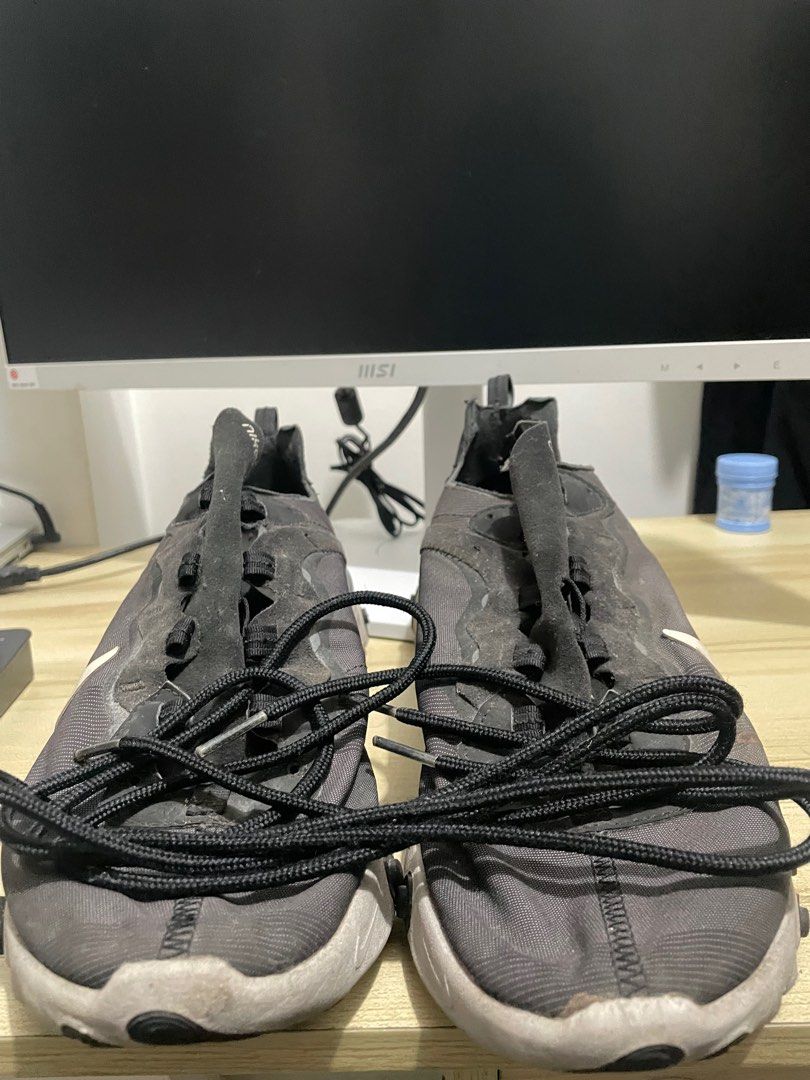 Nike React Element 55 Black/White Sneakers (Category: Sneakers) located in Manila. Submitted by offsidethrift (Listing ID 1416280224, Image 1). Description: Heavily used with clear signs of flaws and defects. Needs deep cleaning and fix. Original/Authentic Size US 9.5 Price: 200.