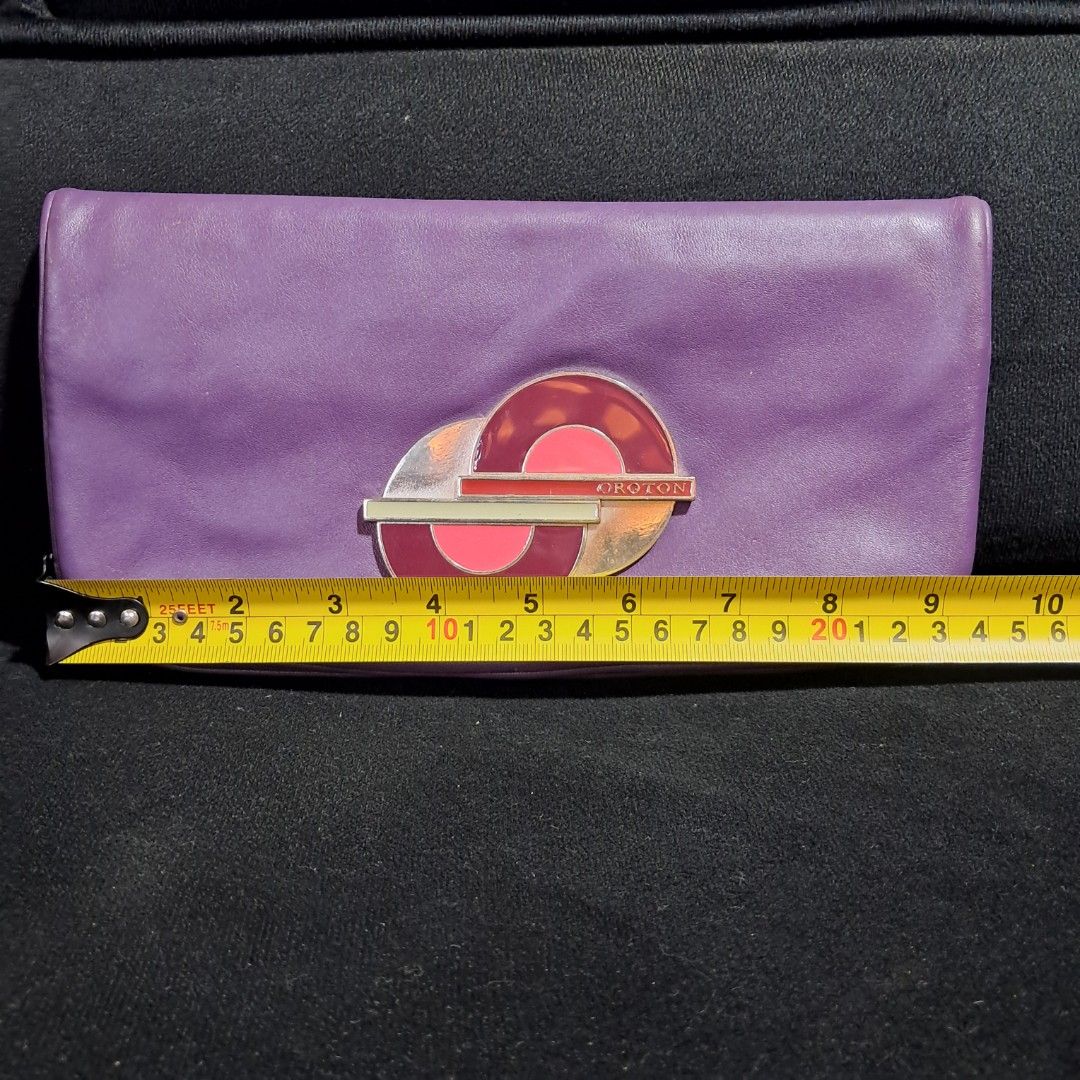 OROTON Wallet Pouch in Purple (Category: Luxury Bags & Wallets) located in Butuan. Submitted by fabchichub (Listing ID 1416262162, Image 1). Description: OROTON Wallet Pouch in Purple.