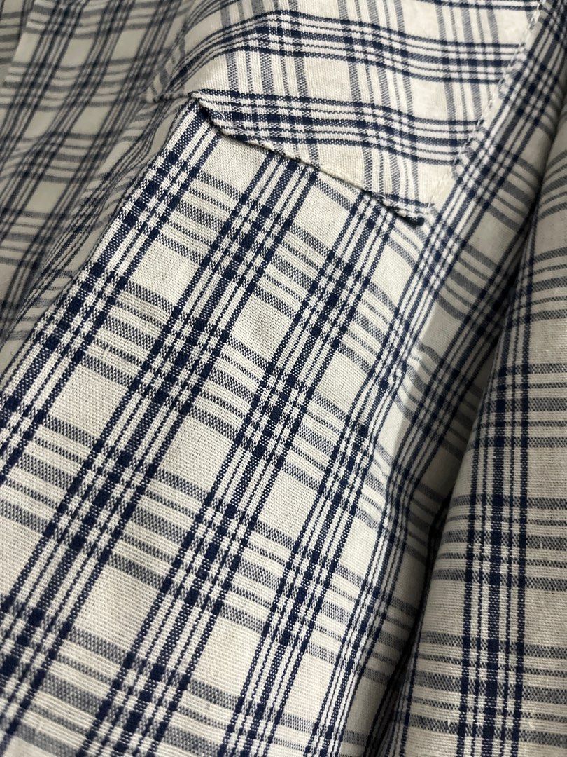 Plaid Long Sleeve Shirt men (Category: Tshirts & Polo Shirts ) located in Quezon City. Submitted by raca_preloved (Listing ID 1416293957, Image 3). Description: Used once Color: navy blue - Classic plaid design - Long sleeves - Button-down front - Chest pocket - Collared neckline - Regular fit - Lightweight fabric - Perfect for casual wear.
