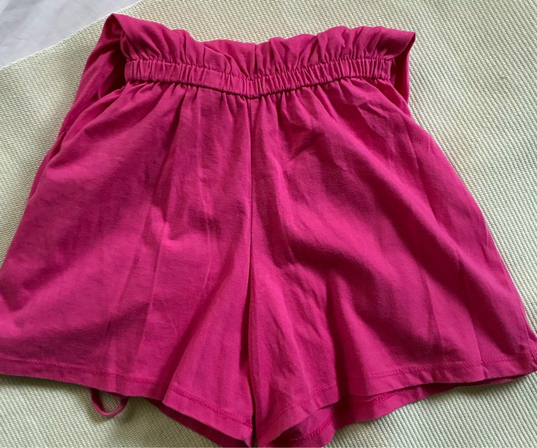 Pre-loved Pink Romper for kids (Category: Rompers) located in San Pedro. Submitted by __reloop__ (Listing ID 1416256182, Image 3). Description: Pre-loved | no issue Fits 9-11 years old - Size: XL (14) - Features: - Elastic waistband - Spaghetti straps - Shorts-style bottom.