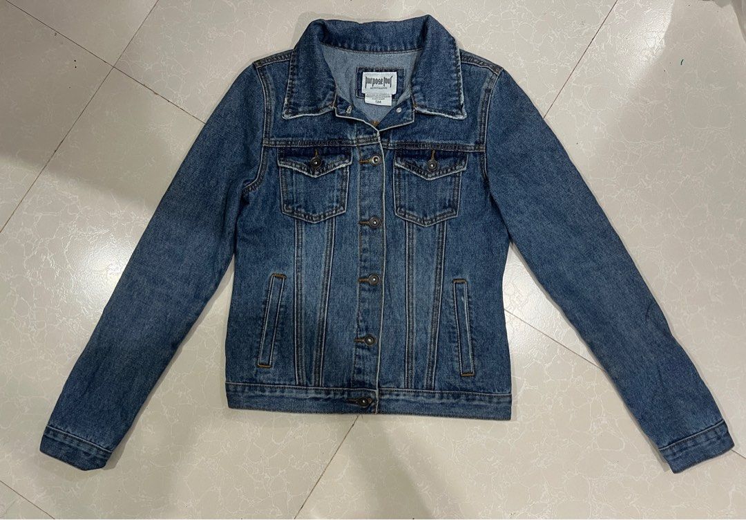 Authentic 2016 Justin Bieber Purpose Tour Denim Jacket (Size S) (Category: Coats, Jackets and Outerwear) located in San Rafael. Submitted by vdelide (Listing ID 1416348903, Image 2). Description: Official 2016 Justin Bieber Purpose World Tour merch by Bravado. Features a beautiful medium-wash denim with the iconic massive gothic “Purpose Tour” embroidered patch on the back. 100% heavy cotton. Excellent pre-loved condition with clean tags and no m