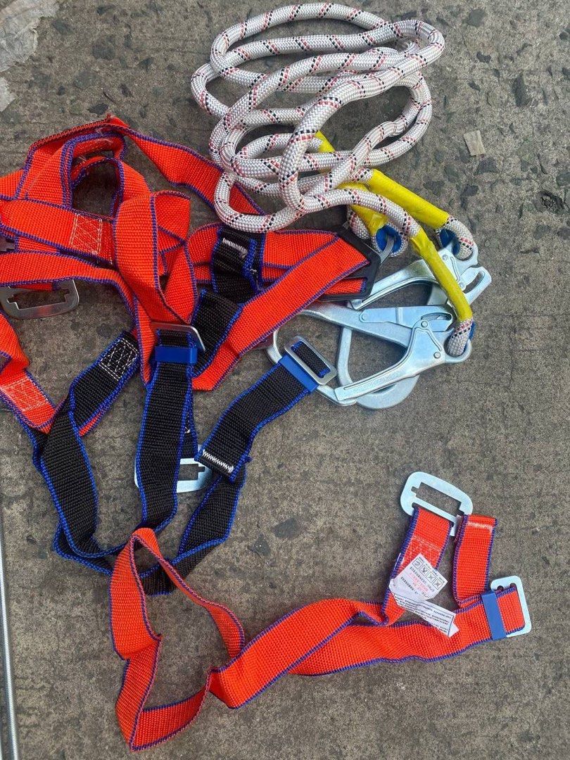 Safety Harness (Category: Construction Tools & Equipment) located in Manila. Submitted by joeyroque09 (Listing ID 1416279073, Image 3). Description: Item: SAFETY HARNESS Specs: N-1-001 Big Hook Double Lanyard (Full Body) Price: ₱1,100/pc .