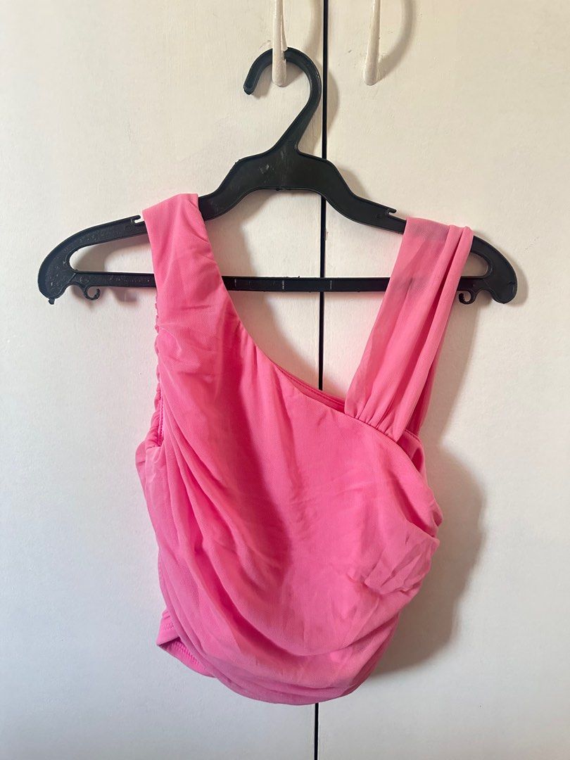 SHEIN Assymetrical Neck Ruched Top (Category: Sleeveless) located in Quezon City. Submitted by mary.declutters (Listing ID 1416283566, Image 3). Description: Used once only .
