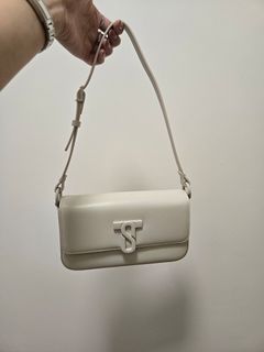（分類：）位於 。 由 midmid2222 提交（商品編號 1416398296，圖片 1）。簡介： 。