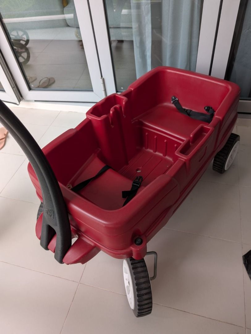 Step 2 Wagon with two seats and seatbelts - like radio flyer, Babies ...