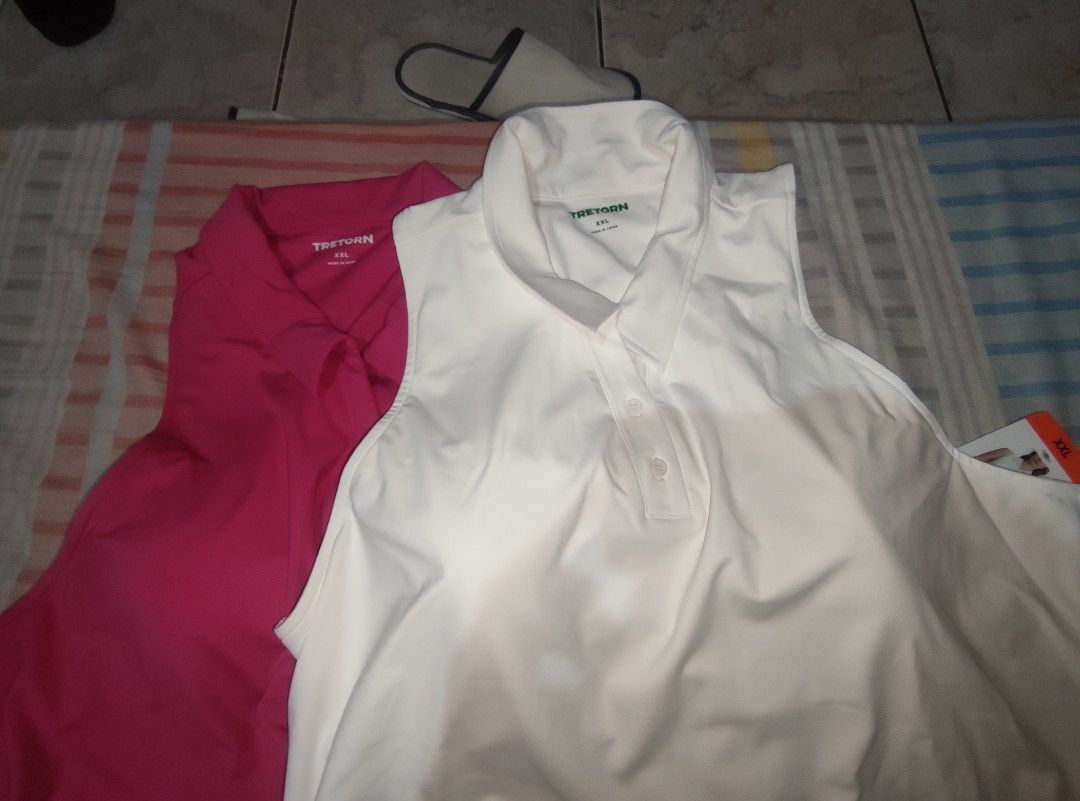 Tretorn Sleeveless Active Wear Top (Category: Activewear) located in Pasig City. Submitted by clarkpomelo (Listing ID 1416228533, Image 3). Description: Php 800 each Available colors: Pink and White size: 2XL rfs: too big.