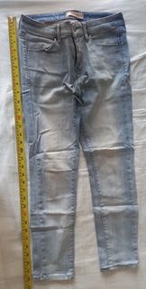 （分類：）位於 。 由 123dolphine 提交（商品編號 1416303788，圖片 1）。簡介： 。