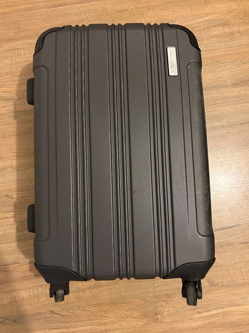 World Traveler Luggage (Category: Luggage) located in Quezon City. Submitted by simplifiedclosetph (Listing ID 1416253435, Image 3). Description: - Durable World Traveler luggage - Sleek dark grey design - Carry-on size - Retractable handle - Multiple wheels for easy movement - Interior straps to secure belongings - Zippered compartment for organization RFS: Got married, major decluttering as we moved to a new space! :) MOP: Gcash/BDO/BPI Locatio