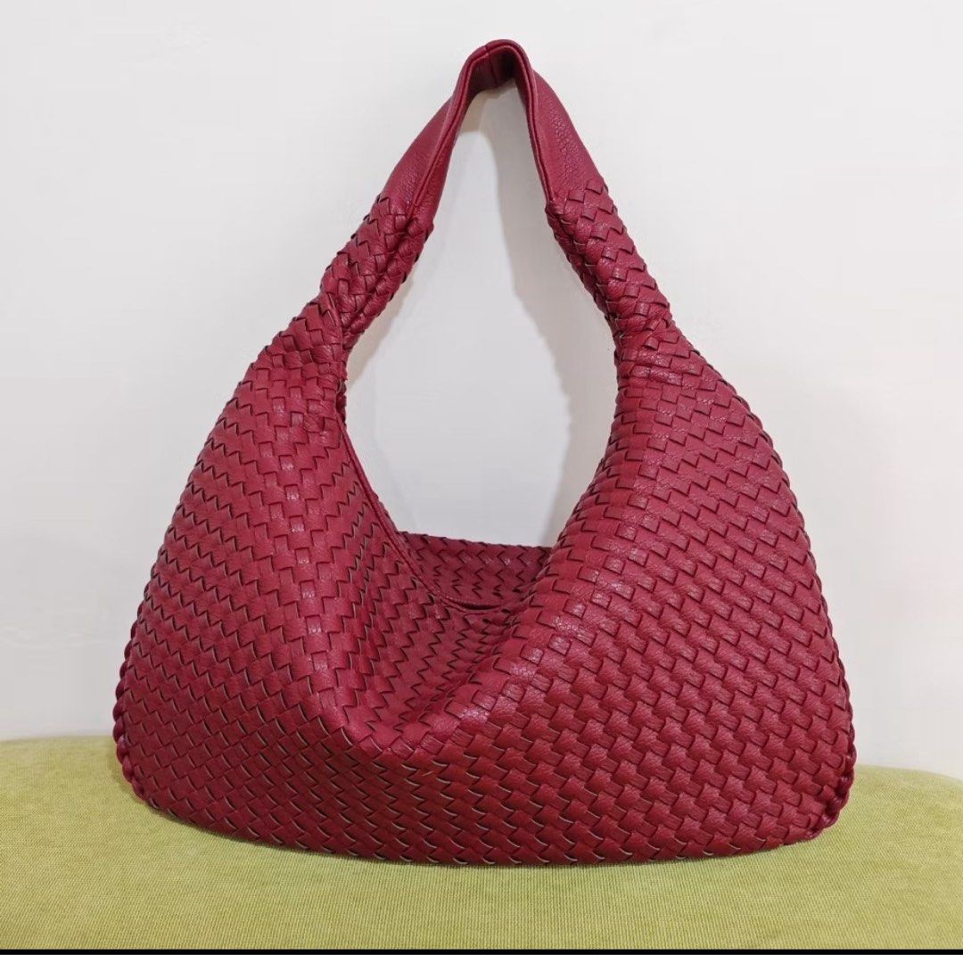 Woven Shoulder Bag - Burgundy (Category: Shoulder Bags) located in Tayabas. Submitted by declutterwithmeee29 (Listing ID 1416238081, Image 1). Description: - Burgundy woven shoulder bag - Large, slouchy design - Braided handle - Smooth, woven texture - Made of soft material - Deep burgundy color - Simple, elegant design.