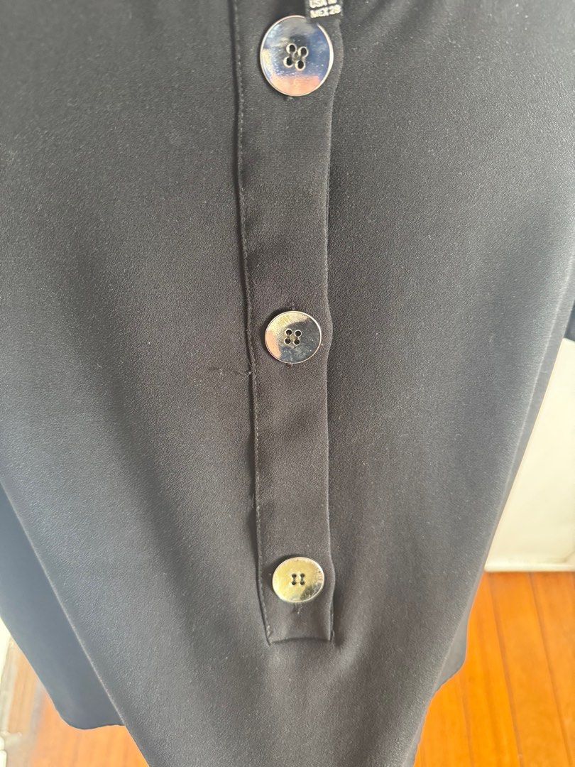 Zara Black Blouse (Category: Blouses) located in Quezon City. Submitted by prebys (Listing ID 1416261156, Image 3). Description: .