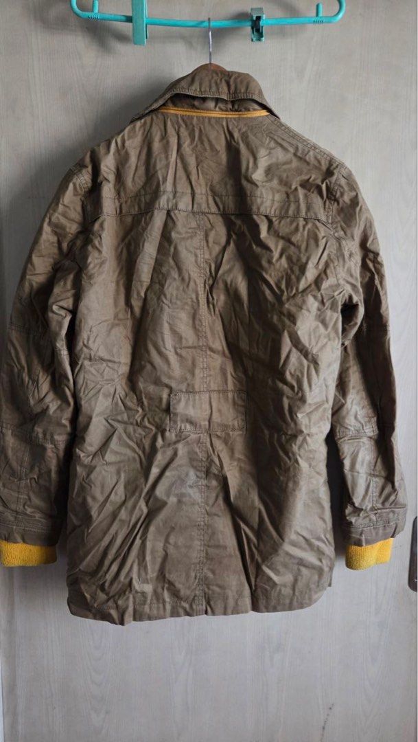 Zara Man Trench Coat/Parka (spring/fall/winter) (Category: Coats, Jackets and Outerwear) located in Quezon City. Submitted by mengdg (Listing ID 1416281374, Image 2). Description: Zara Man Trench Coat in Light Brown. Padded inside, good for fall/early spring/light winter. Rugged look/aesthetic. In good condition but shows sign of age. Needs laundry or dry cleaning. 20” width 32” length 40” waist DM for more questions. Item negotiable (especially)