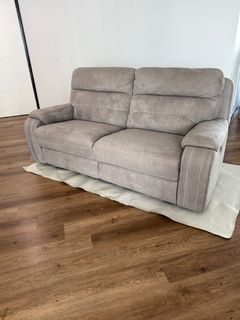 (Category: ) located in . Submitted by oowlette (Listing ID 1416445091, Image 1). Description: .