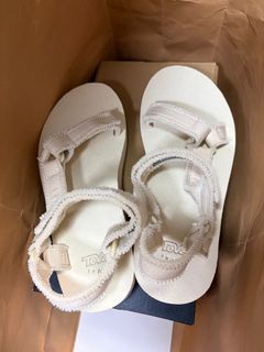 （分類：）位於 。 由 kayekei 提交（商品編號 1416518129，圖片 1）。簡介： 。