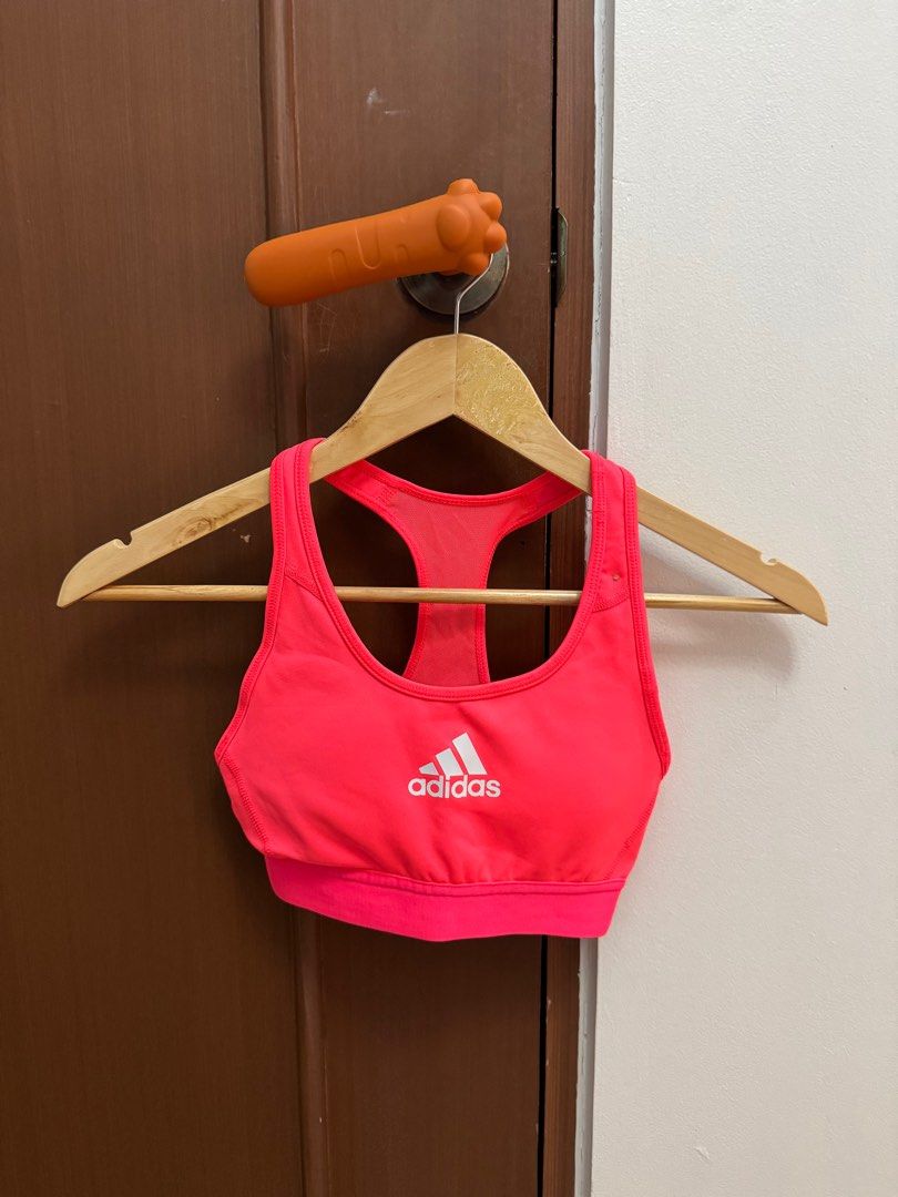 Adidas Sports Bra (Category: Activewear) located in Makati City. Submitted by smolpapi (Listing ID 1416566729, Image 1). Description: Never been used. Fits too small on me. Price negotiable..