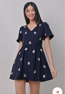 (Category: ) located in . Submitted by shopwithphuibee (Listing ID 1416502183, Image 1). Description: .