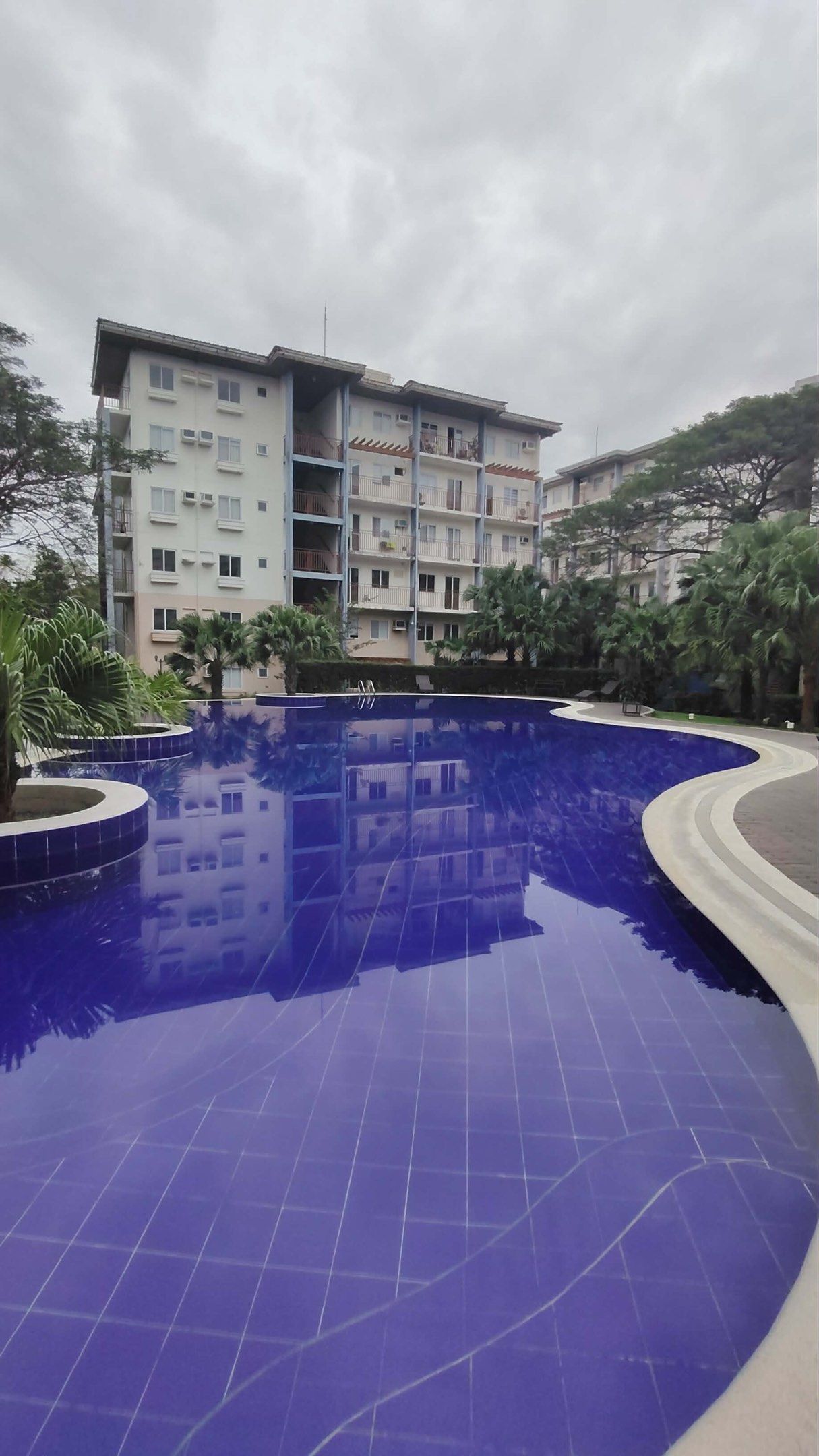 Amaia Steps Nuvali 1BR Unit for Rent (Category: Apartments & Condos) located in Marikina City. Submitted by 1002vintage (Listing ID 1416606816, Image 2). Description: Aria 307 B, Amaia Steps Nuvali - 32 sqm, unfurnished but with kitchen and bedroom cabinets and ac in the bedroom - No allotted parking slot, but parking slots are available in the common area managed by Building Admin. With corresponding minimal fee - Pets not allowed.