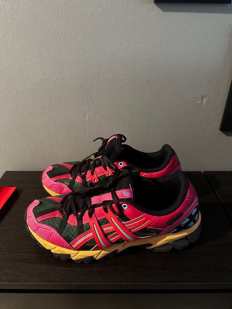 Anderson Bell x Asics Gel Sonoma 15-50 (Category: Sneakers) located in Singapore. Submitted by hanzoloo (Listing ID 1416489264, Image 1). Description: RFS - too tight for me can nego Ori, bought at atmos KL.