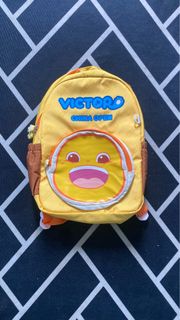 (Category: ) located in . Submitted by benthriftdiver_03 (Listing ID 1416483432, Image 1). Description: .