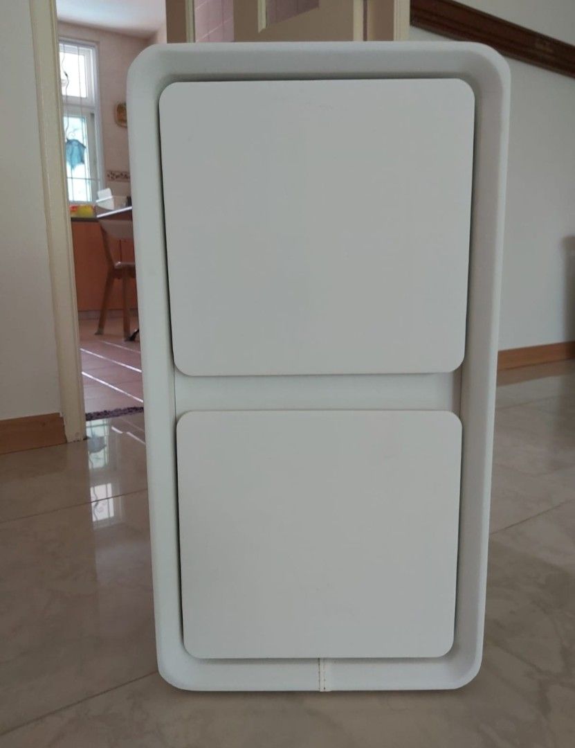 Bedside Table (Category: Other Home Furniture) located in Singapore. Submitted by thedeclutterist (Listing ID 1416601877, Image 2). Description: For sale is an off white cream bedside table made of high quality materials I have 02 for sale both brand new Selling at a loss of $50 each.
