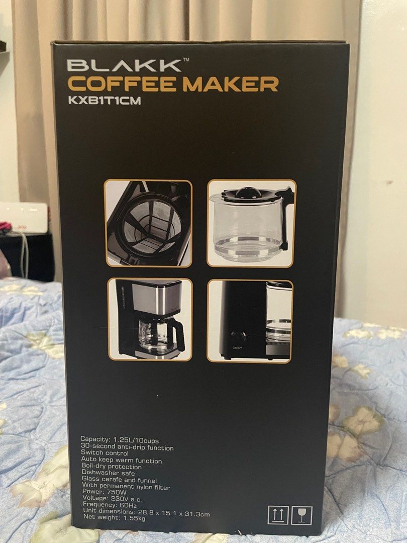 Blakk Coffee Maker 1.25L capacity (Category: Coffee Machines & Makers) located in Las Pinas. Submitted by thingsandtrinkles (Listing ID 1416587631, Image 2). Description: Description Blakk Coffee Maker 1.25L Single Item Coffee maker in 1 packaging Power: 230V, 60Hz | 750W Capacity: 1.25L/10 cups | 30-second anti-drip function Packaging may vary depending on the stock availability Start your morning with the coffee that truly wakes you up! Make yo