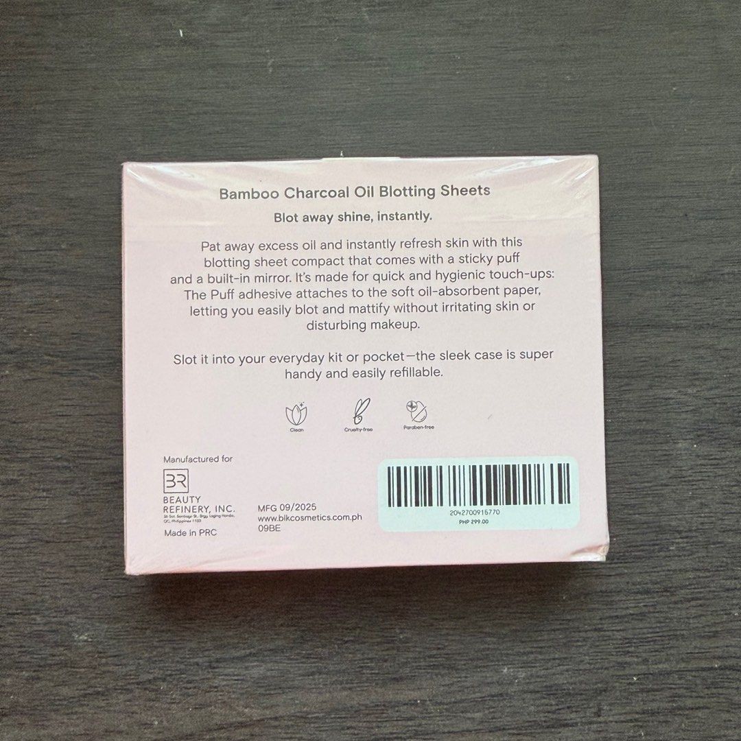 BLK Oil blotting sheets (Category: Face Care) located in Malolos. Submitted by joifuljoi (Listing ID 1416530755, Image 2). Description: RFS: Declutter.