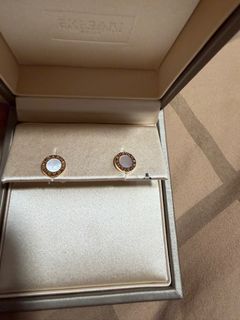 (Category: ) located in . Submitted by iluvbrand (Listing ID 1416501379, Image 1). Description: .