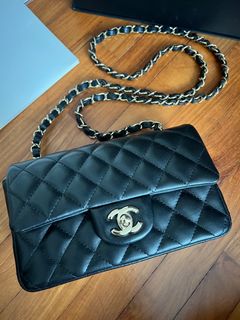(Category: ) located in . Submitted by pleats.n.pockets (Listing ID 1416506127, Image 1). Description: .