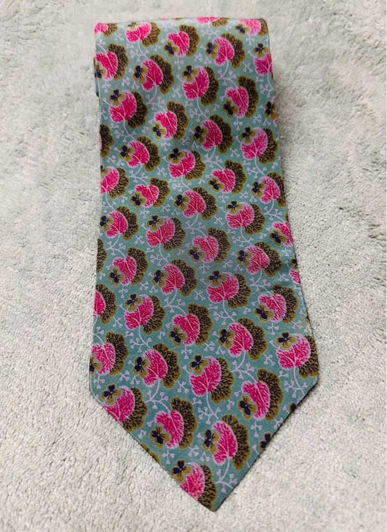 Christian Dior Silk Tie (Category: Ties) located in Manila. Submitted by rarefindsgallery (Listing ID 1416555990, Image 1). Description: Christian Dior Silk Tie Composition: 💯 Silk Authentic Made in USA 🇺🇸 .