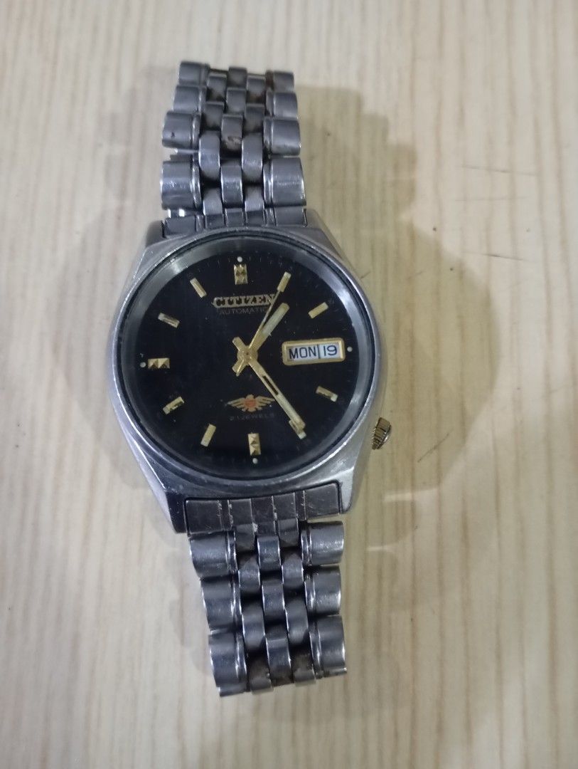 Citizen automatic (Category: Men's Watches) located in Las Pinas. Submitted by quick_deals_great_finds2 (Listing ID 1416582862, Image 1). Description: Original vintage automatic 32mm medium unisex Fits wrist size 6.8 inches.