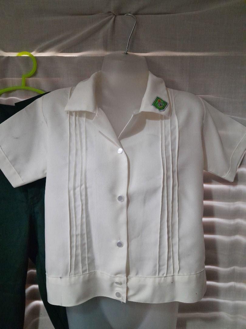 CVSU Cavite State University School Uniform Set Blouse Slacks (Category: Sets or Coordinates) located in Bacoor. Submitted by obscurated (Listing ID 1416586472, Image 3). Description: Pants: 29-30" waist, pwede pa ata hanggang 31 since tinahi ko gilid Blouse: Length 20" , 19" bust Measurements taken laid flat GCash MOP or cash upon meetup (only at SM Molino).