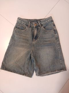 (Category: ) located in . Submitted by y00l00 (Listing ID 1416560637, Image 1). Description: .