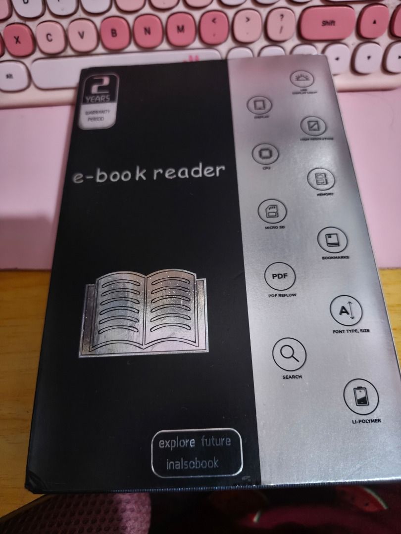 E-book Reader BK576 (Category: E-Readers) located in San Pedro. Submitted by yueyueika (Listing ID 1416495535, Image 3). Description: - E-book Reader BK576 - Modern and sleek design - Includes charging cable - Comes with a protective case - Ideal for reading on the go - Easy on the eyes screen.