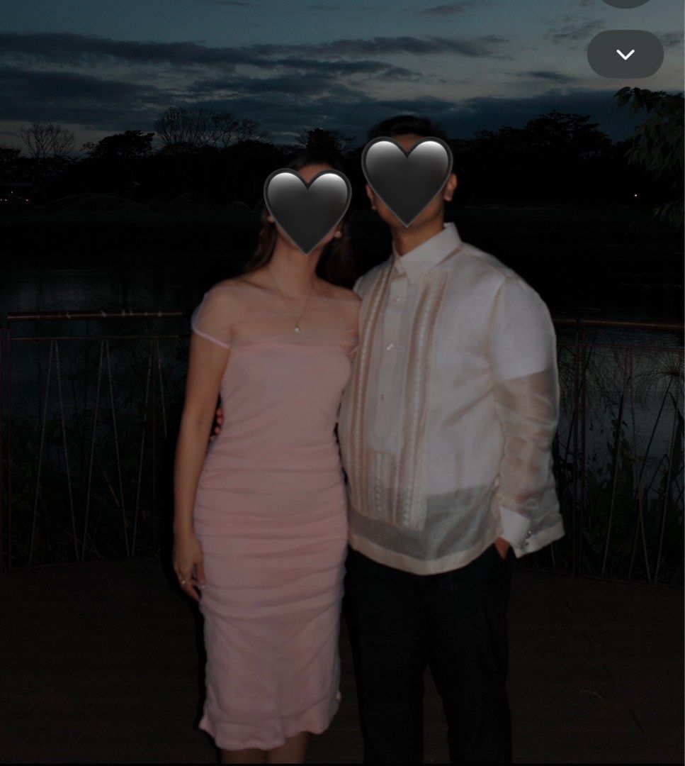 [For Rent] Zara Pink Off-Shoulder Ruched Dress (Category: Dresses) located in Paranaque City. Submitted by shopmelaa (Listing ID 1416539260, Image 1). Description: P600 for 48 hours P200 additional day P1000 security deposit For reference my measurements are: bust 31 waist 27 hips 34 Dress has a stretchable material .