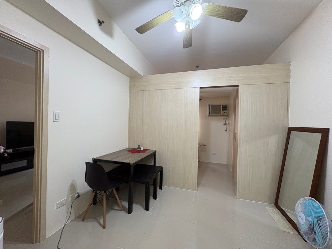 Grass Residences | Combined unit | Condo For Rent (Category: Apartments & Condos) located in Valenzuela. Submitted by kat_preloveditems (Listing ID 1416558224, Image 1). Description: FOR LEASE – Long Term | Direct Owner | ❌ No subleasing 📍 Tower 2 – Combined Unit (50 sqm) 🚶 Near Elevator | With Bridgeway to SM North | Amenities view ✅ Newly renovated | Semi-furnished ✅2 Toilet & Bath (with hot shower) ✅ Brand new Samsung 50” smart TV ✅ Brand ne