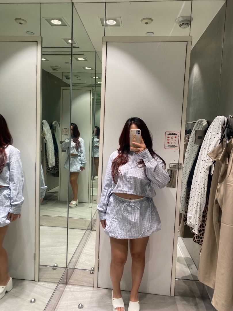 h&m balloon skirt and polo (Category: Sets or Coordinates) located in Pasig City. Submitted by craea (Listing ID 1416631674, Image 1). Description: used once all in all bought for 2.5k.