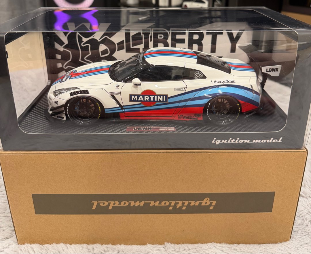 Ignition Model LBWK Martini Nissan GTR 1/18 Scale R35, Hobbies & Toys ...