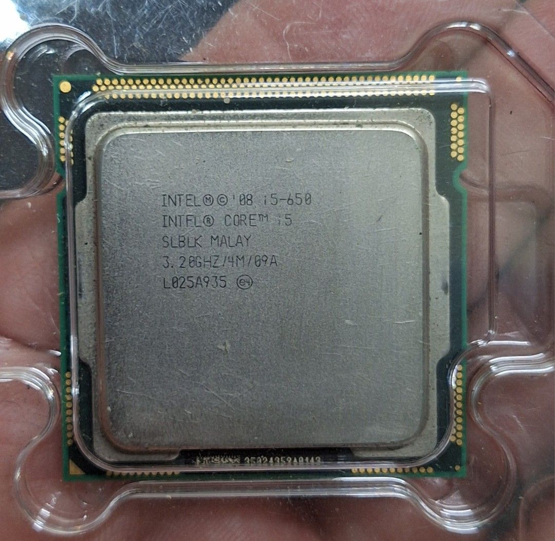 Intel i5-650 6th Gen Processor (2 pcs) (Category: Computer Parts) located in Makati City. Submitted by telractrading (Listing ID 1416538547, Image 2). Description: Intel i5-650 6th Gen Processor 100% Working 2 pcs ,650 each.