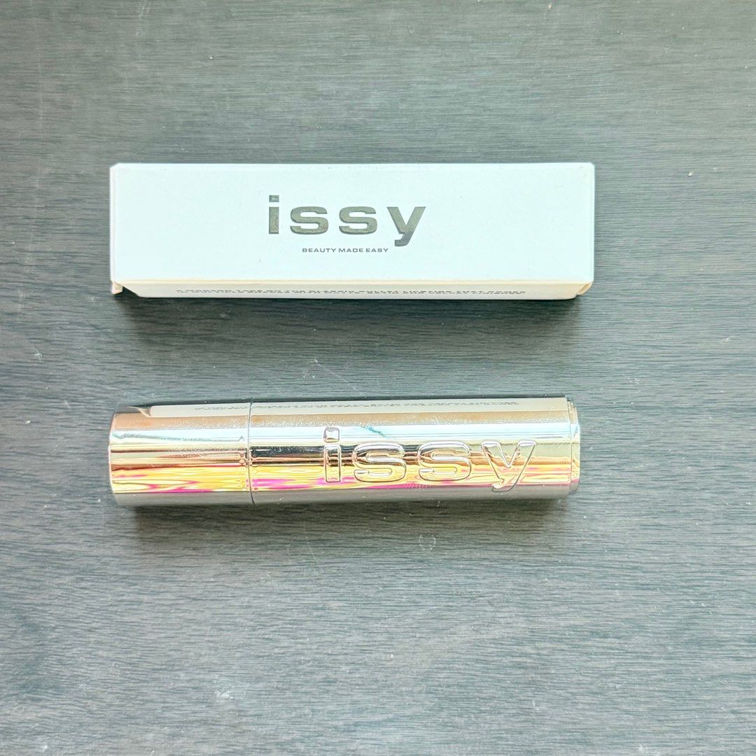 Issy true satin lip bullet (Shade Promenade) (Category: Makeup) located in Malolos. Submitted by joifuljoi (Listing ID 1416533045, Image 1). Description: Shade Promenade RFS: Declutter, not my shade.