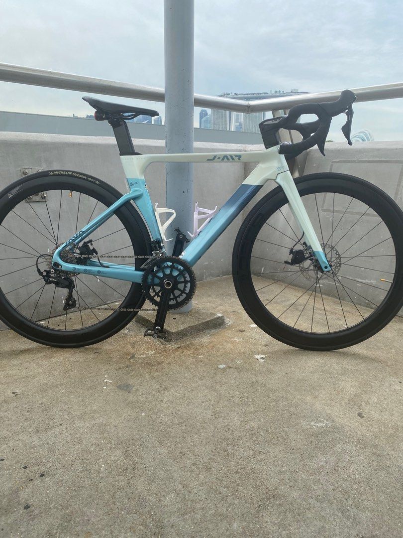 Java J air Fuoco (Category: Bicycles) located in Singapore. Submitted by xyn123 (Listing ID 1416493598, Image 3). Description: Frame condition 7/10 Wheel condition 6/10 Paint chips on the left near the rear wheel and scratches on the wheel itself Selling because I havent used it in awhile Brakes are not that strong Negotiable honestly willing to do any price as long as its reasonable as i just wanna get rid of it Willing to Trade with Fixies,mtb 