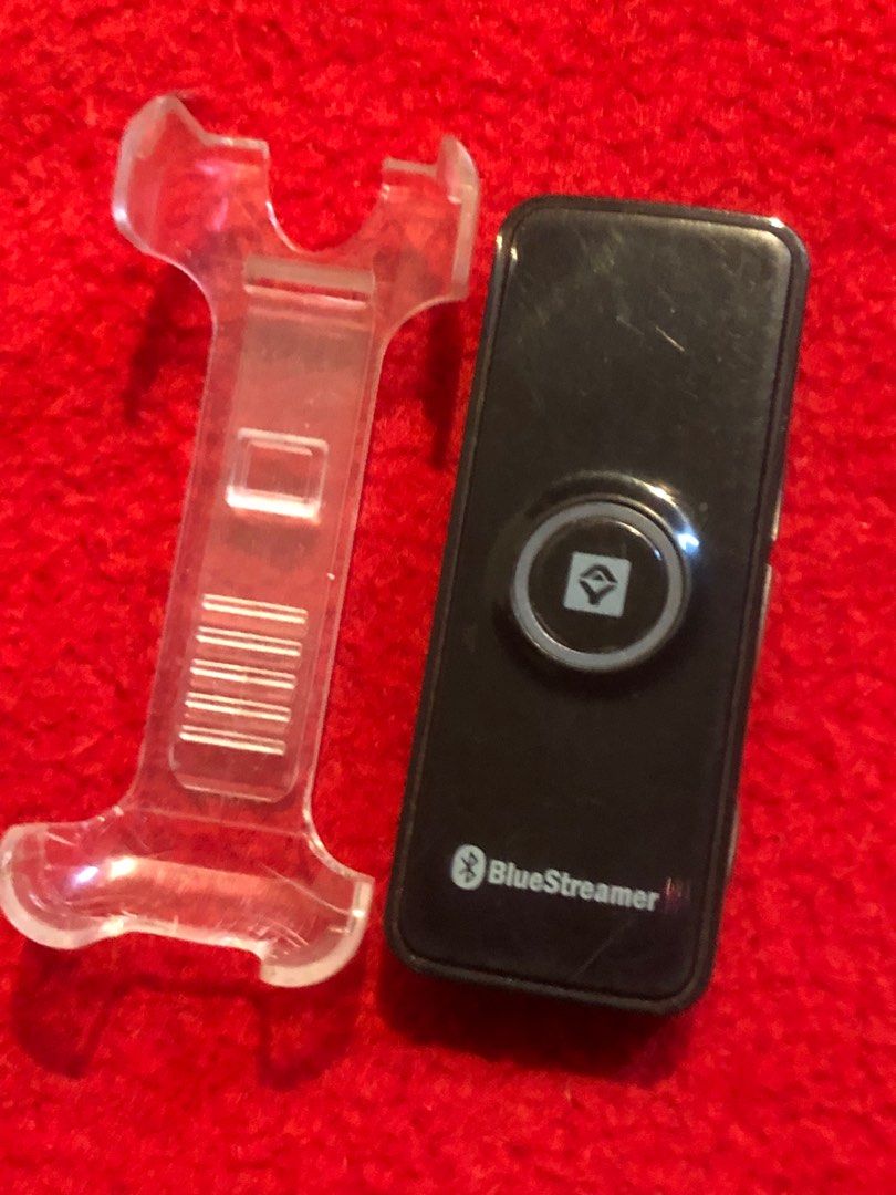 Jays Blue streamer - bluetooth receiver untested (Category: Portable Audio Accessories) located in Quezon City. Submitted by markgolveo (Listing ID 1416541890, Image 1). Description: Jays Blue streamer - bluetooth receiver untested Untested missing power adapter.