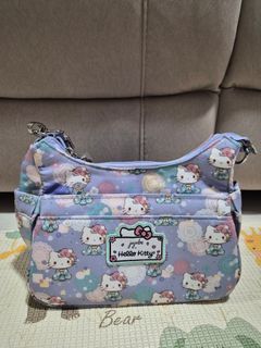 (Category: ) located in . Submitted by thriftingtrove (Listing ID 1416534490, Image 1). Description: .