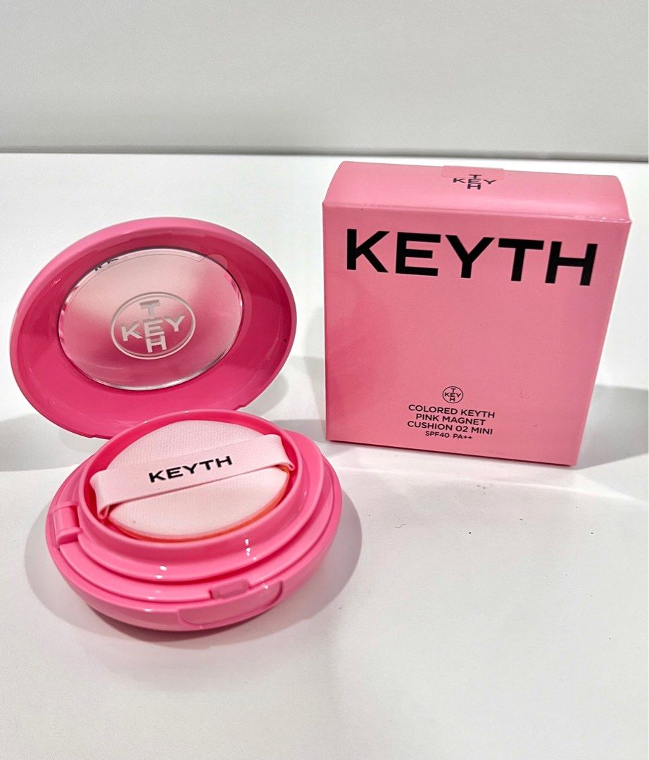KEYTH Pink Magnet Cushion O2 Mini (Category: Makeup) located in Cebu City. Submitted by roselle.gallinero (Listing ID 1416478543, Image 1). Description: KEYTH Pink Magnet Cushion O2 Mini SRP: $20 - Includes pink compact and sponge applicator - Features a mirror inside - SPF40 PA++ - Pink color.