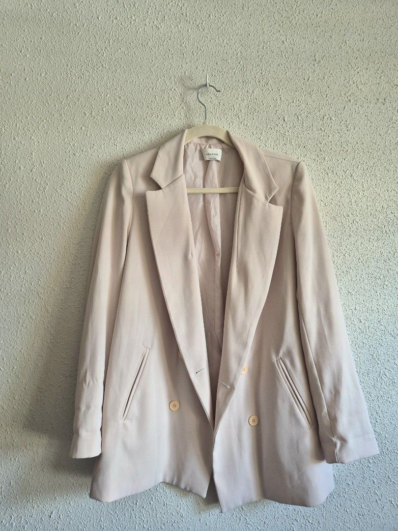 Korean Long Oversized Blazer - Made in Korea (Category: Coats, Jackets and Outerwear) located in Manila. Submitted by belovedbyjess (Listing ID 1416531443, Image 2). Description: - Light pink double-breasted blazer - Features two front pockets - Button closure - Made in Korea - Brand: Journal For reference: My bust is 36, waist 30, height is 5 flat. Long sakin, above the knee. .